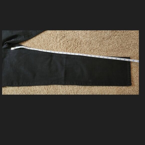 Levi's Women's Black Mid Rise Skinny Jeans 10M - Picture 8 of 9